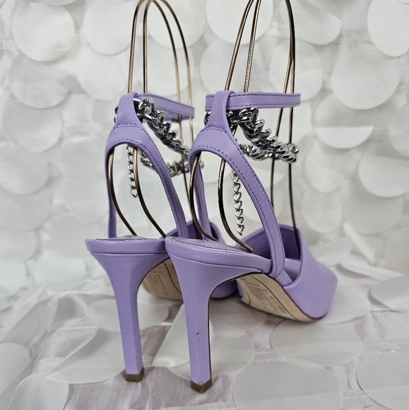 Lilac Deltan Heels w/ Removable Silver Chain | Size 6 - Picture 4 of 4